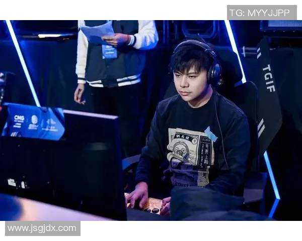 电竞实时数据高校联赛分析TES战队比赛经验与表现的深度点评实时新闻